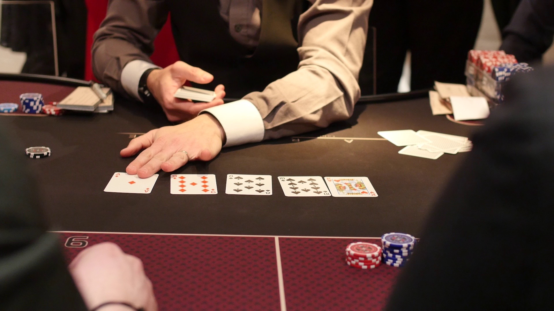 Poker Texas Hold’em lors d’une soirée casino